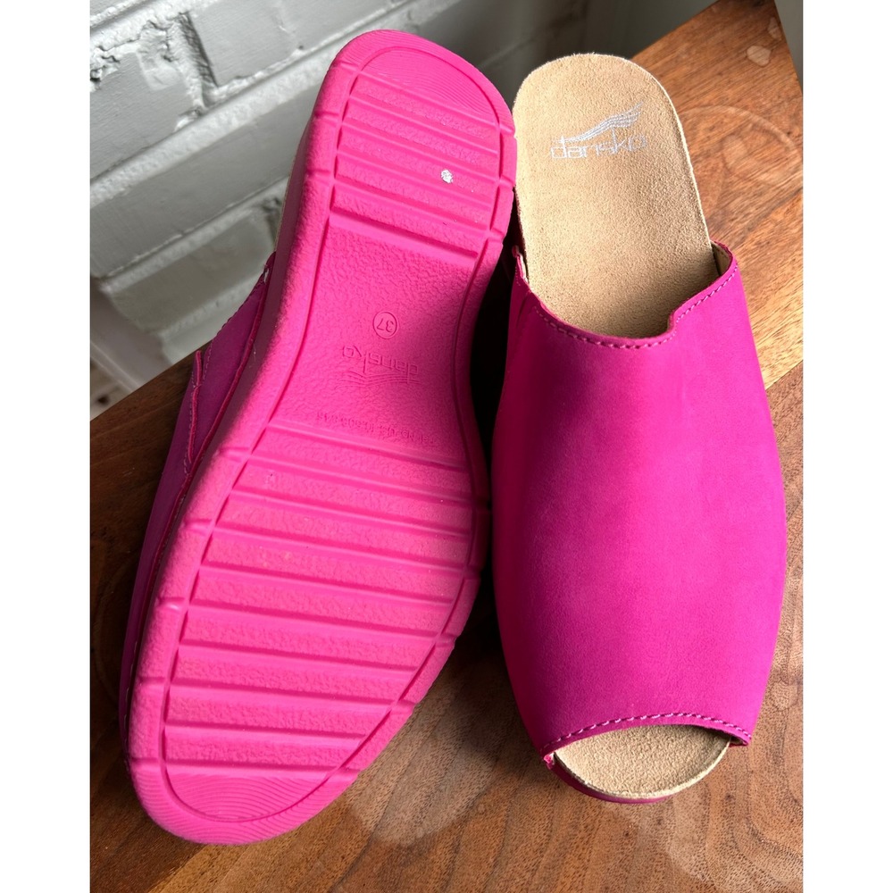 NEW Dansko Ravyn Fuchsia Milled Nubuck Leather Peep Toe Sandal 37 6.5 7 Vacation - Picture 3 of 7